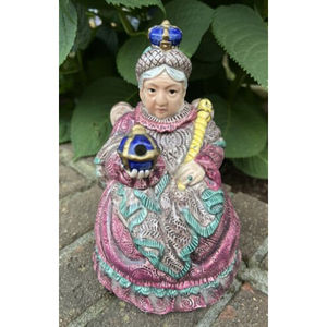 Important Women FITZ AND FLOYD 392/1750 Queen Victoria Teapot Collectors Series